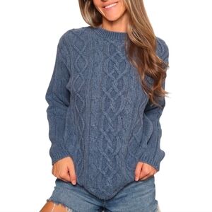 Arizona Jean Company Blue Cable Knit Sweater Size Medium